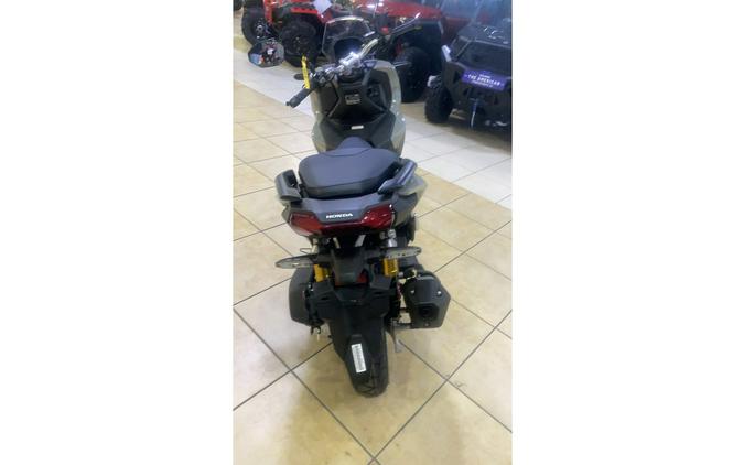 2026 ADV160 - Honda