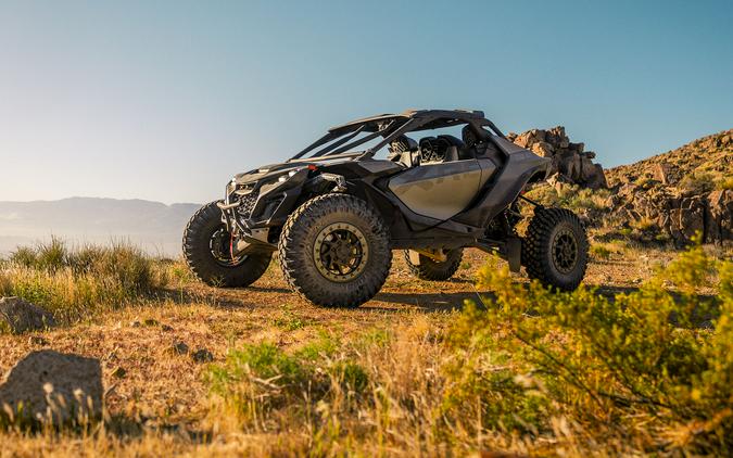 2026 Can-Am Maverick R X rc