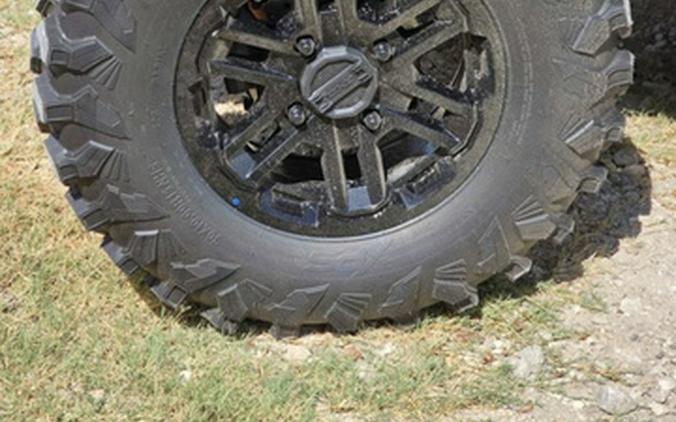 2027 Can-Am Defender XU MAX Limited HD11