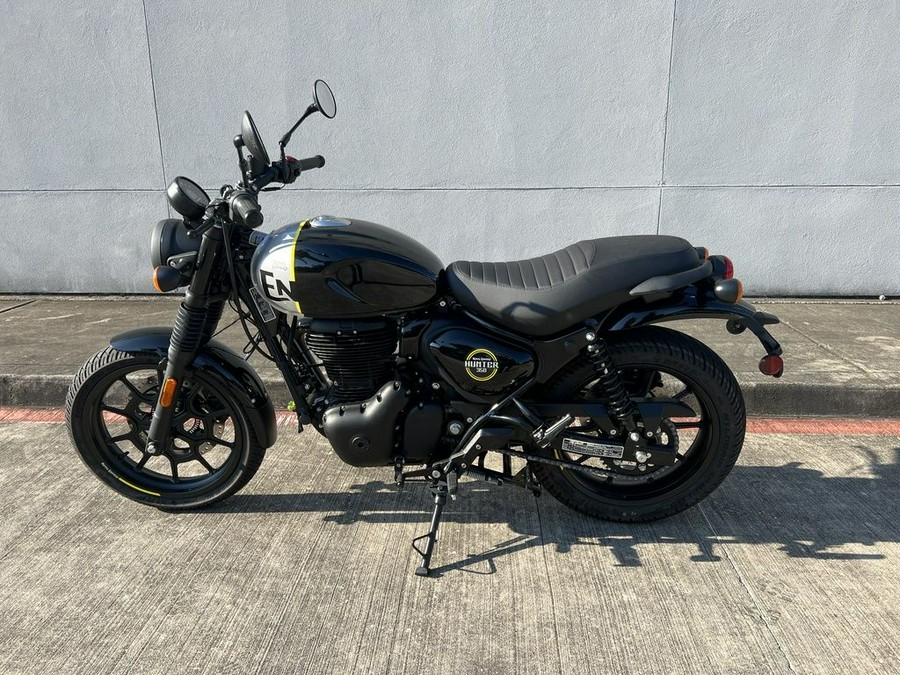 2023 Royal Enfield Hunter 350 Rebel Black