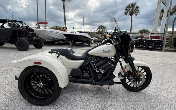 2023 Harley-Davidson® FLRT - Freewheeler®