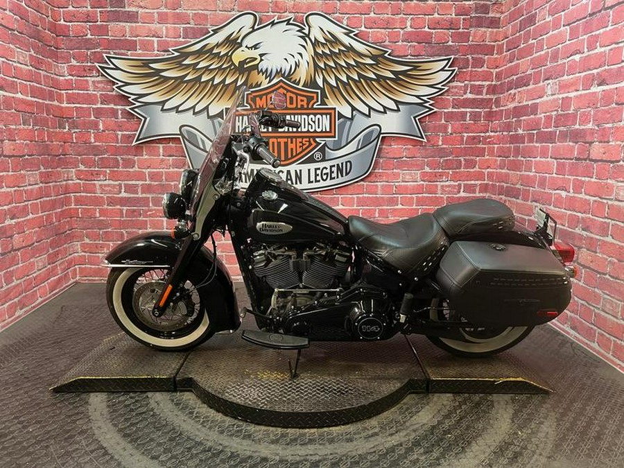 2021 Harley-Davidson® FLHCS - Heritage Classic 114