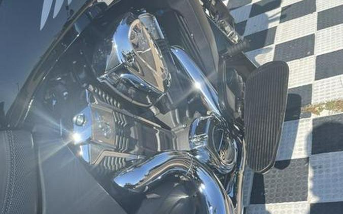 2024 Indian Motorcycle® Challenger® Black Metallic