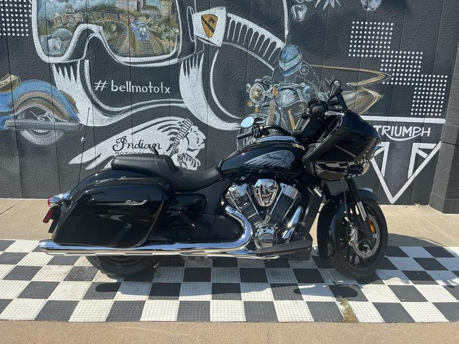 2024 Indian Motorcycle® Challenger® Black Metallic