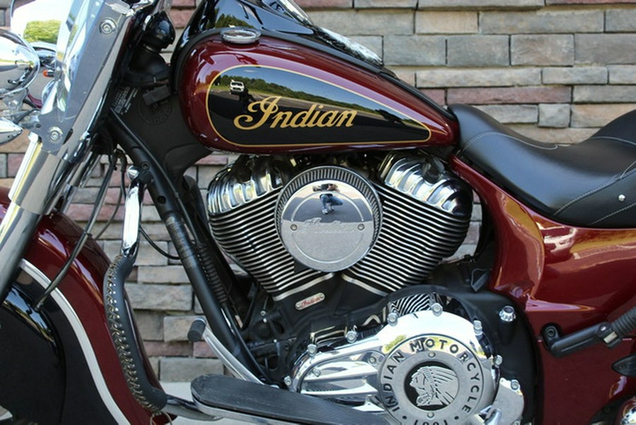 2017 Indian Chief Classic Burgundy Metallic Over Thunder Blac