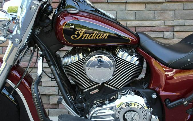 2017 Indian Chief Classic Burgundy Metallic Over Thunder Blac