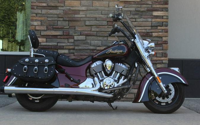 2017 Indian Chief Classic Burgundy Metallic Over Thunder Blac