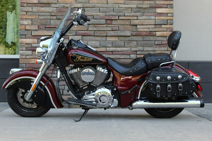 2017 Indian Chief Classic Burgundy Metallic Over Thunder Blac