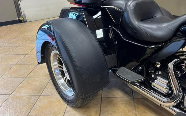 2016 Harley-Davidson® FLHTCUTG - Tri Glide® Ultra