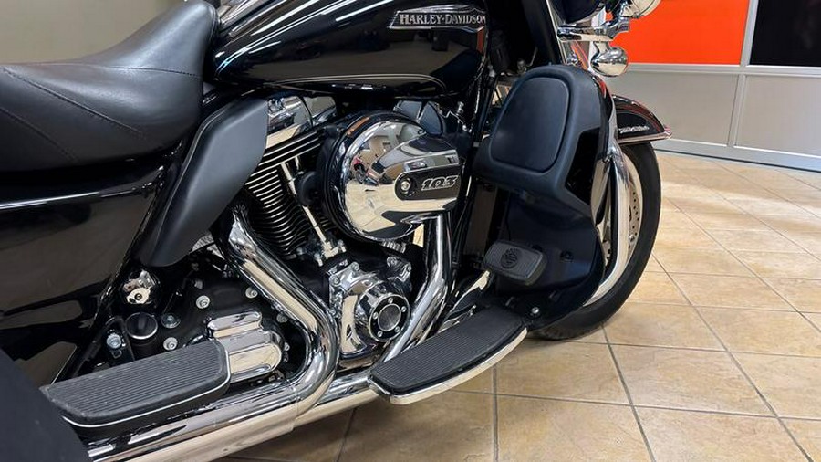 2016 Harley-Davidson® FLHTCUTG - Tri Glide® Ultra
