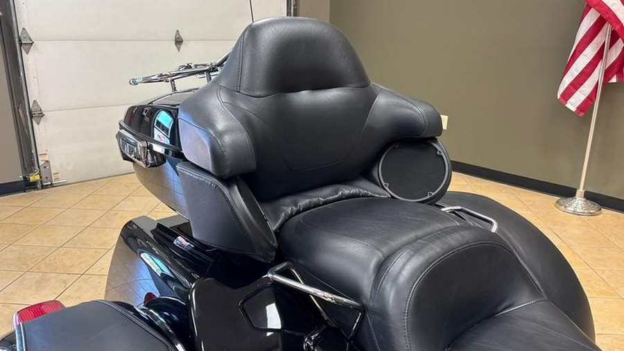2016 Harley-Davidson® FLHTCUTG - Tri Glide® Ultra