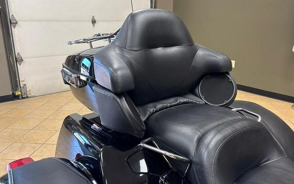 2016 Harley-Davidson® FLHTCUTG - Tri Glide® Ultra