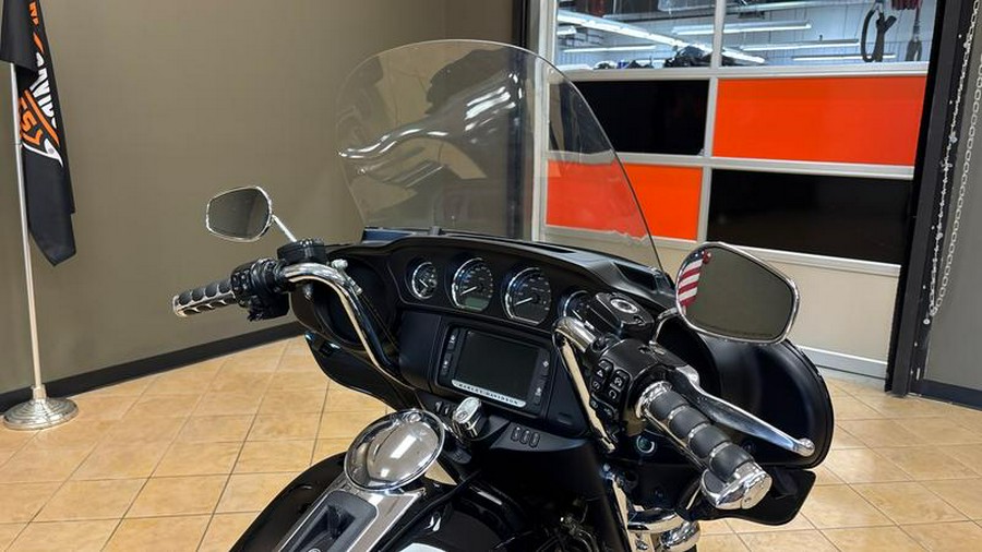 2016 Harley-Davidson® FLHTCUTG - Tri Glide® Ultra