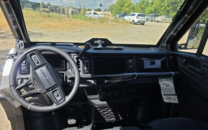 2027 Can-Am Defender XU MAX Limited HD11