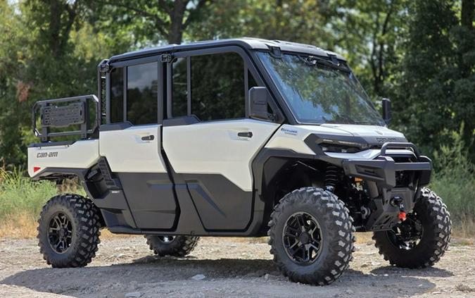 2027 Can-Am Defender XU MAX Limited HD11