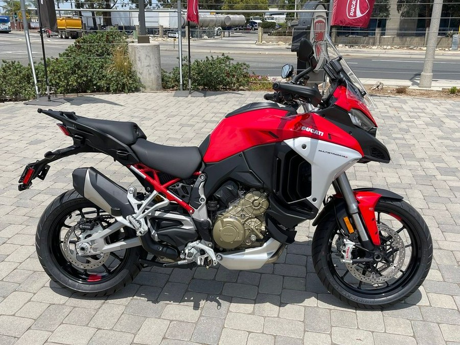 2024 Ducati Multistrada V4 S Travel & Radar Red