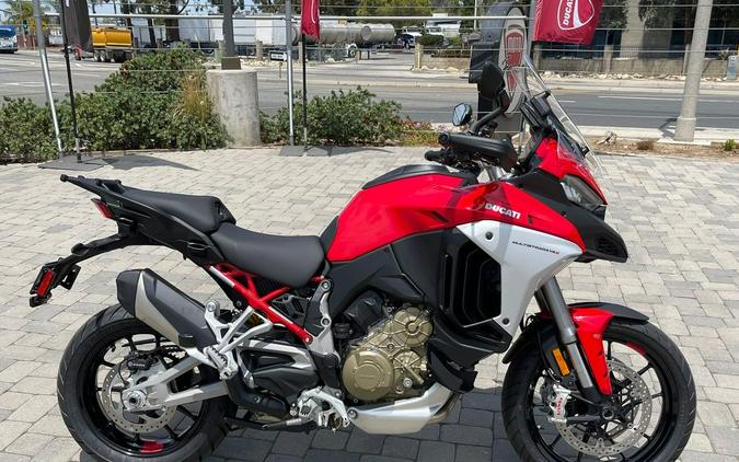 2024 Ducati Multistrada V4 S Travel & Radar Red