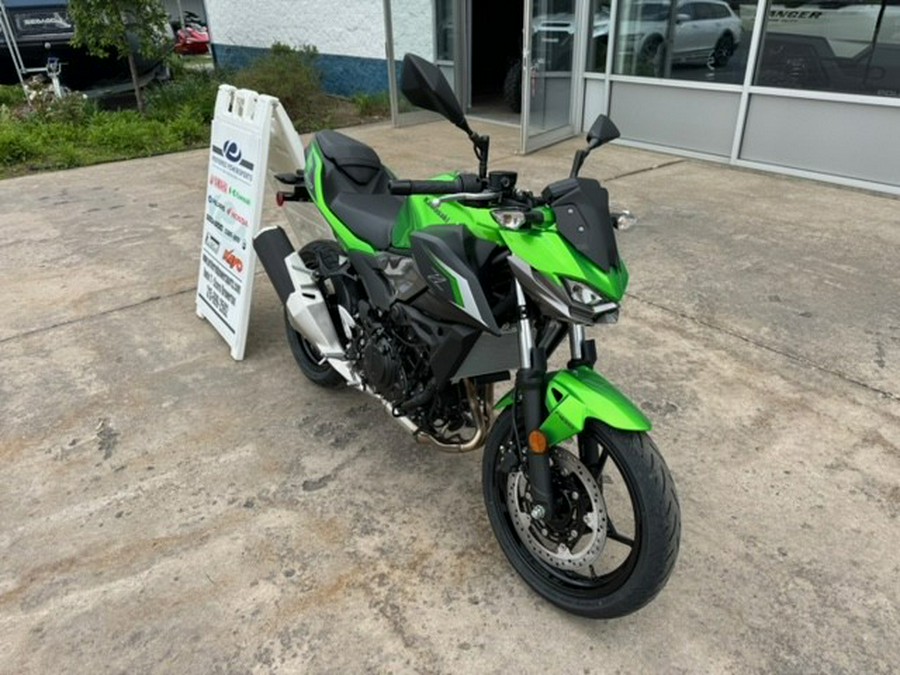 2024 Kawasaki Z500 ABS Candy Lime Green/Metallic Flat Spark Black/Metallic Graphite Gray