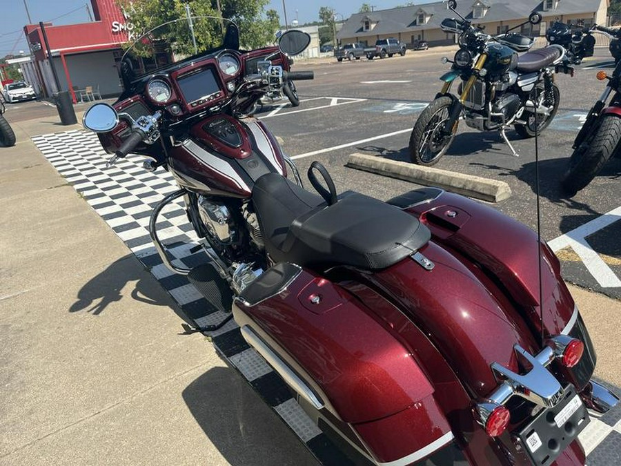 2024 Indian Motorcycle® Chieftain® Limited with Powerband Audio Package Maroon Metallic/Graphics