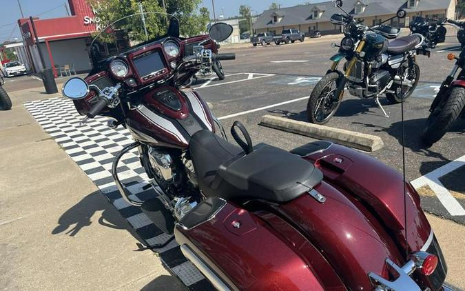 2024 Indian Motorcycle® Chieftain® Limited with Powerband Audio Package Maroon Metallic/Graphics