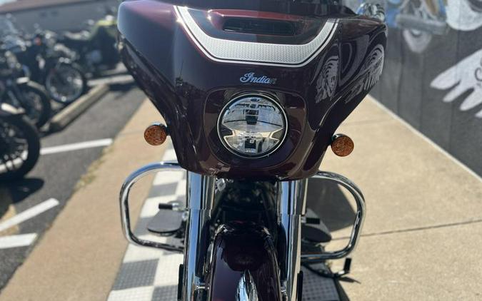 2024 Indian Motorcycle® Chieftain® Limited with Powerband Audio Package Maroon Metallic/Graphics