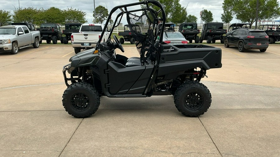 2026 Honda Pioneer 700 Deluxe