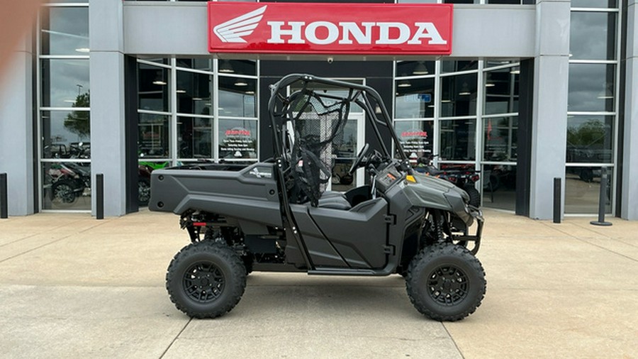 2026 Honda Pioneer 700 Deluxe