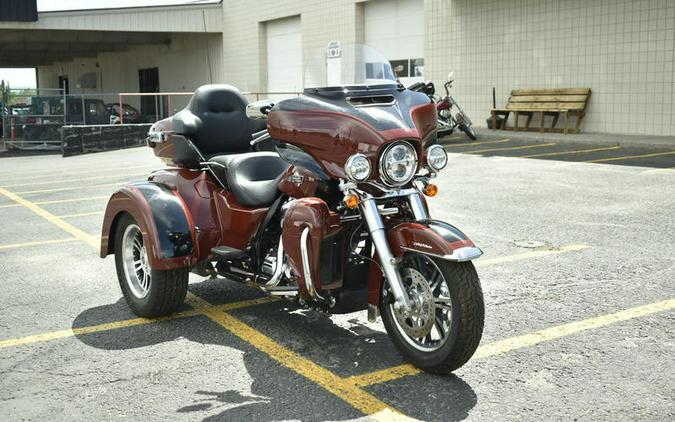 2024 Harley-Davidson® FLHTCUTG - Tri Glide® Ultra