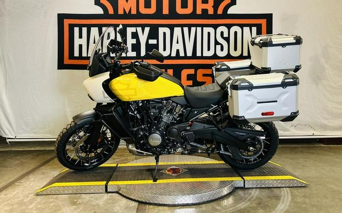 2023 Harley-Davidson® RA1250S - Pan America™ 1250 Special