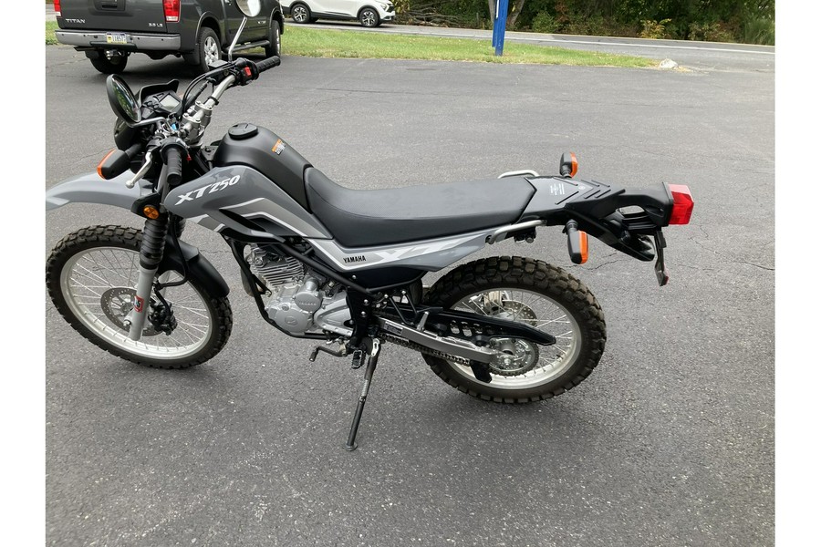 2024 Yamaha XT 250