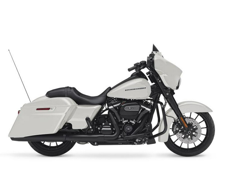 2018 Harley-Davidson® FLHXS -