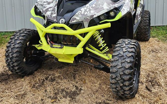 2016 Can-Am® Maverick X mr 1000R Digital Camo & Manta Green