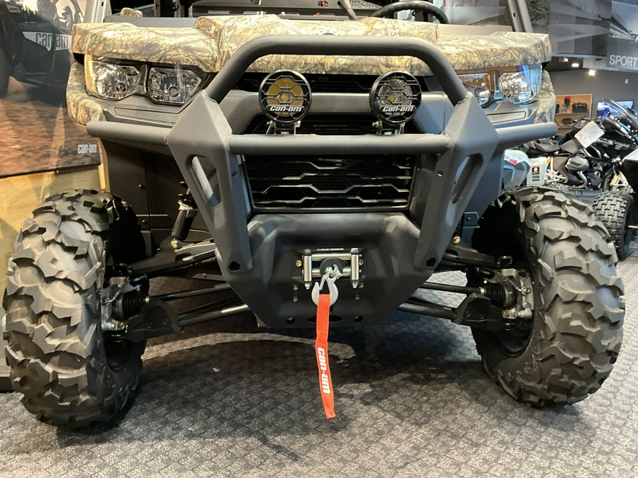 2023 Can-Am Defender MAX