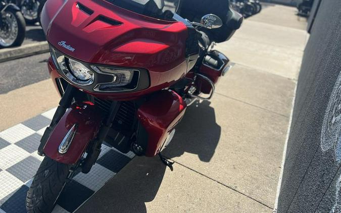 2024 Indian Motorcycle® Pursuit® Limited® with PowerBand Audio Package Sunset Red Metallic