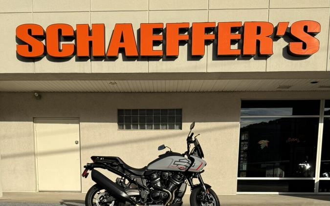 2025 Harley-Davidson® Pan America® 1250 ST Billiard Gray