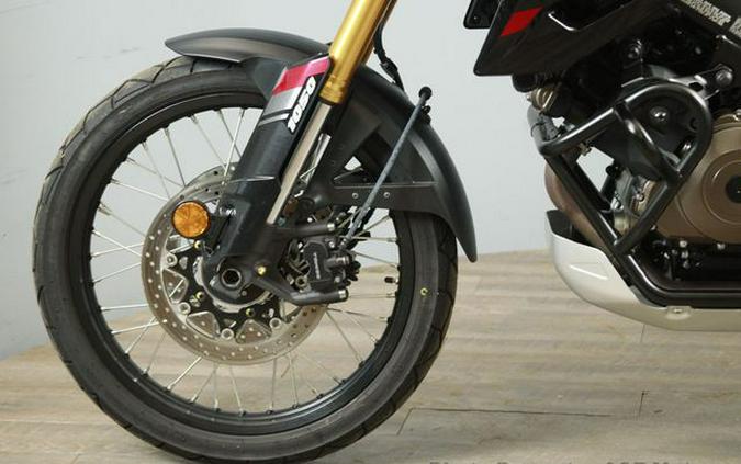 2025 Suzuki V-Strom 1050DE