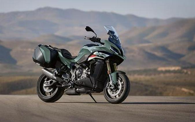 2026 BMW S 1000 XR