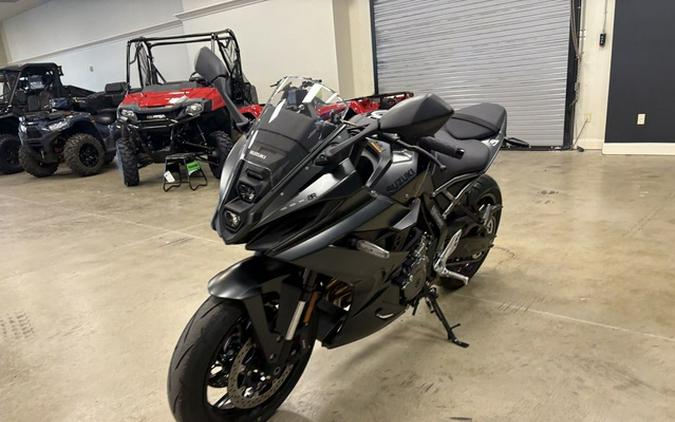 2025 Suzuki GSX-8R