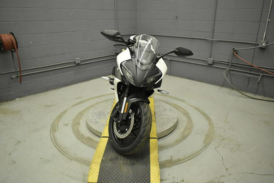 2026 CFMOTO 300SS