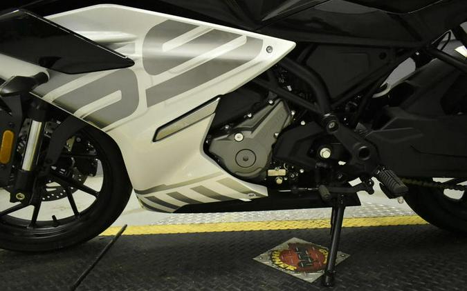 2026 CFMOTO 300SS