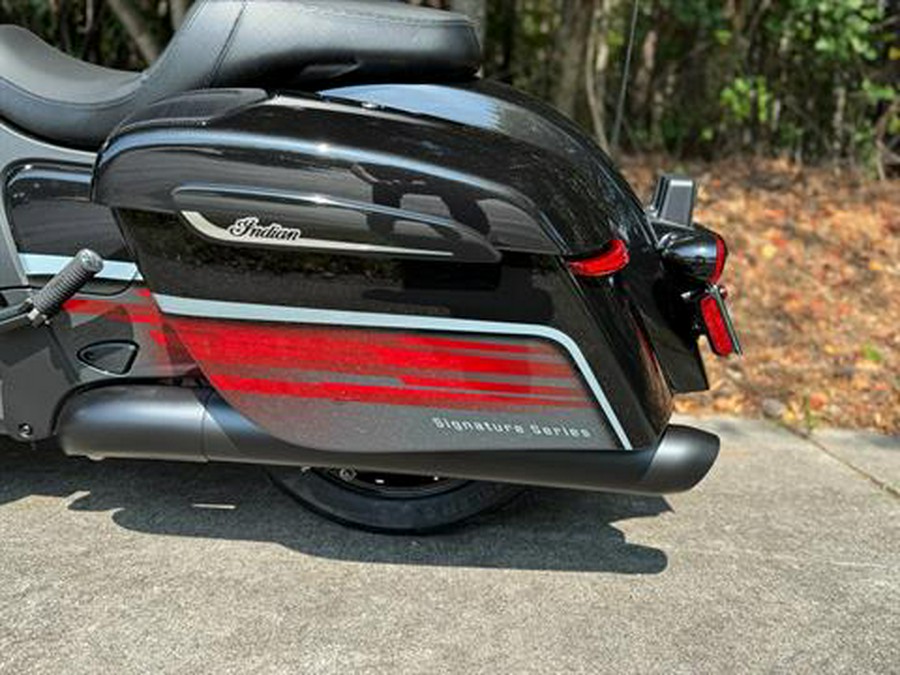 2026 Indian Motorcycle Challenger® Dark Horse® Signature Series