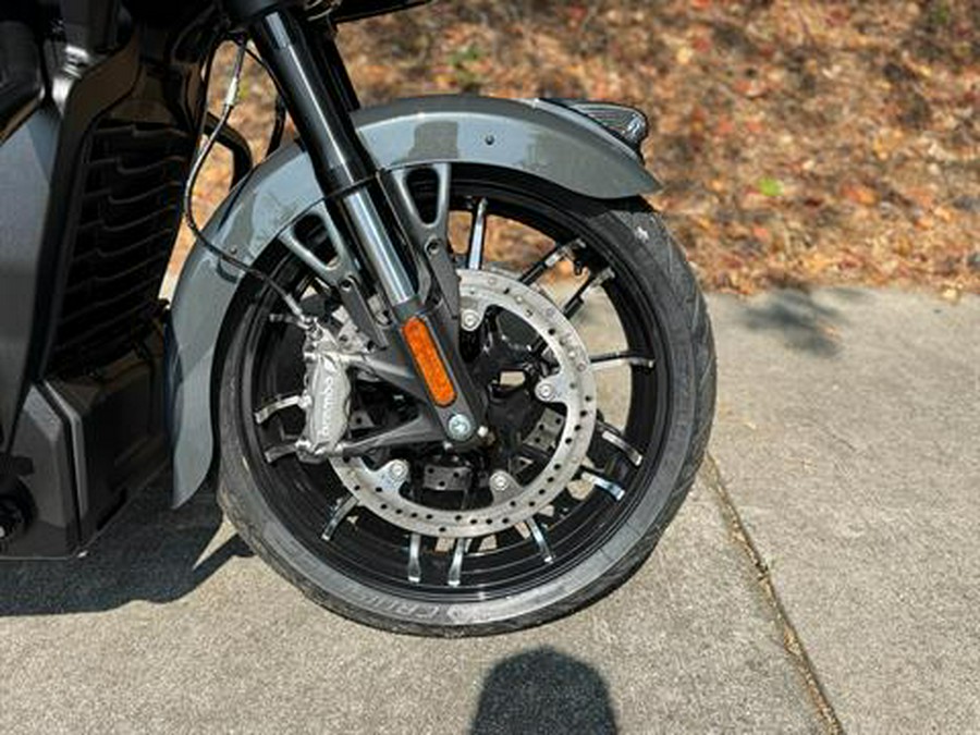 2026 Indian Motorcycle Challenger® Dark Horse® Signature Series