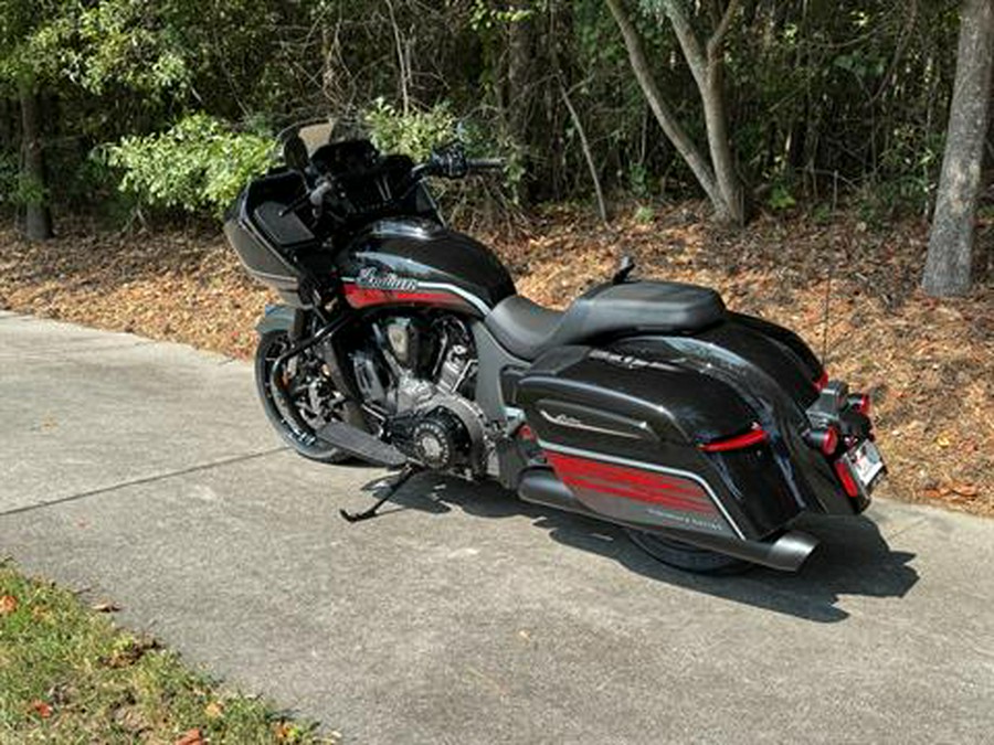 2026 Indian Motorcycle Challenger® Dark Horse® Signature Series