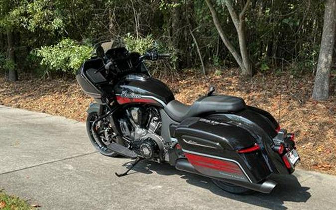 2026 Indian Motorcycle Challenger® Dark Horse® Signature Series