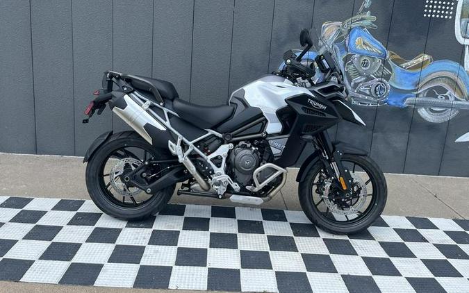 2024 Triumph Tiger 1200 GT Explorer Snowdonia White