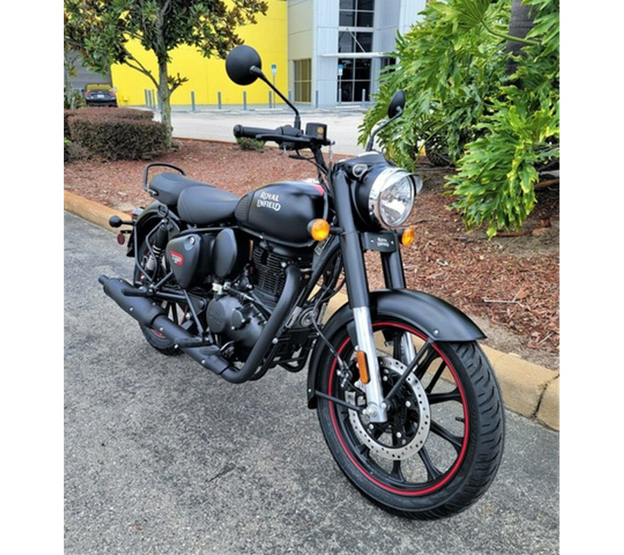 2024 Royal Enfield Classic 350 Dark Stealth Black 350