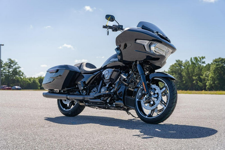 2024 Harley-Davidson® FLTRX - Road Glide®