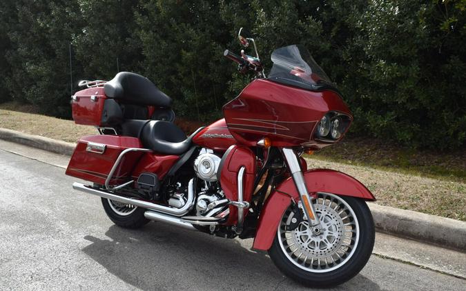 2012 Harley-Davidson® Road Glide® Ultra EMBR RED SUNGLO