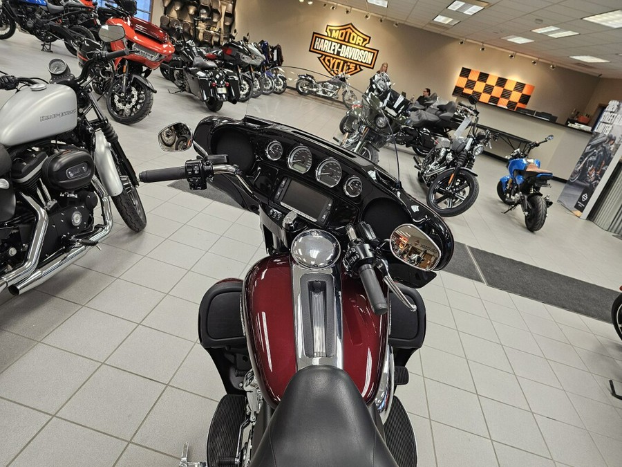 FLHTK 2017 Ultra Limited