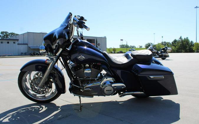 2012 Harley-Davidson® FLHX - Street Glide®